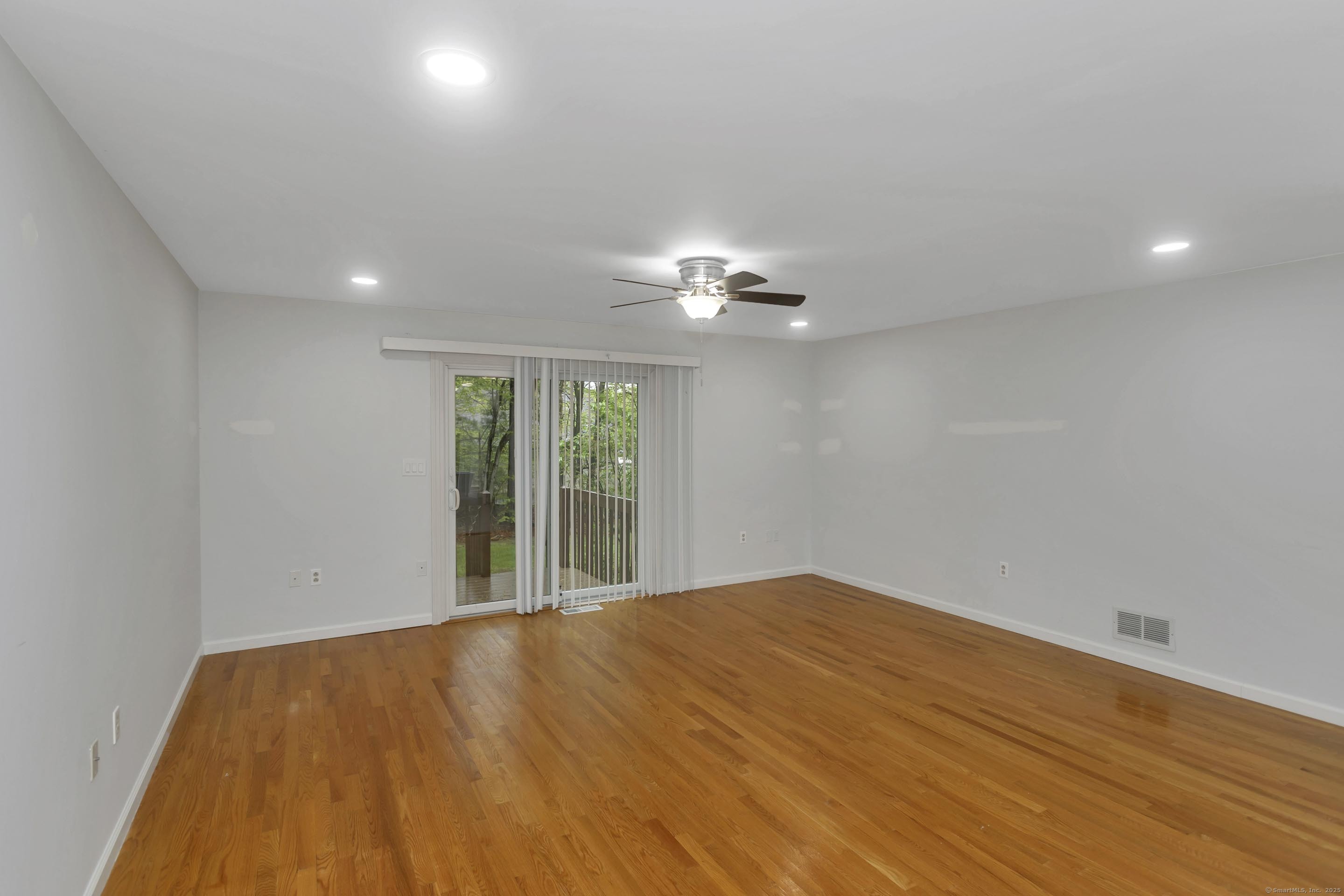 54 Oldefield Farms #54, Enfield, Connecticut image 6