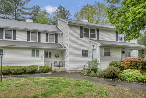54 Oldefield Farms 54 Enfield CT 06082