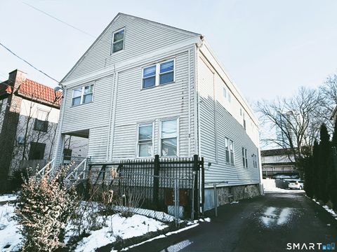 Photo of 2 Washington Court #12, Stamford, CT 06902 (MLS # 24150917)