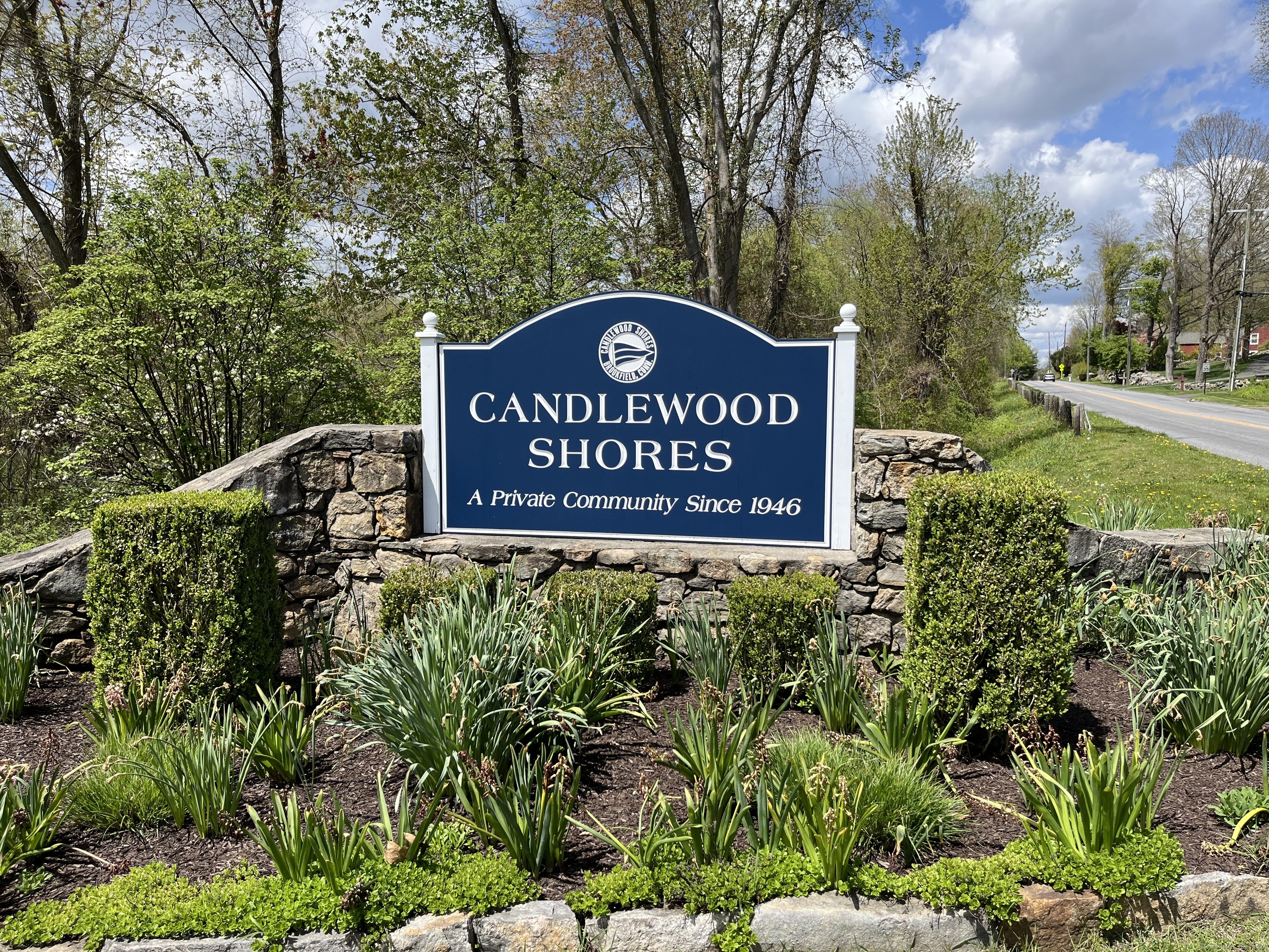 Brookfield, Connecticut 06804, United States, ,Land,Pending,58744