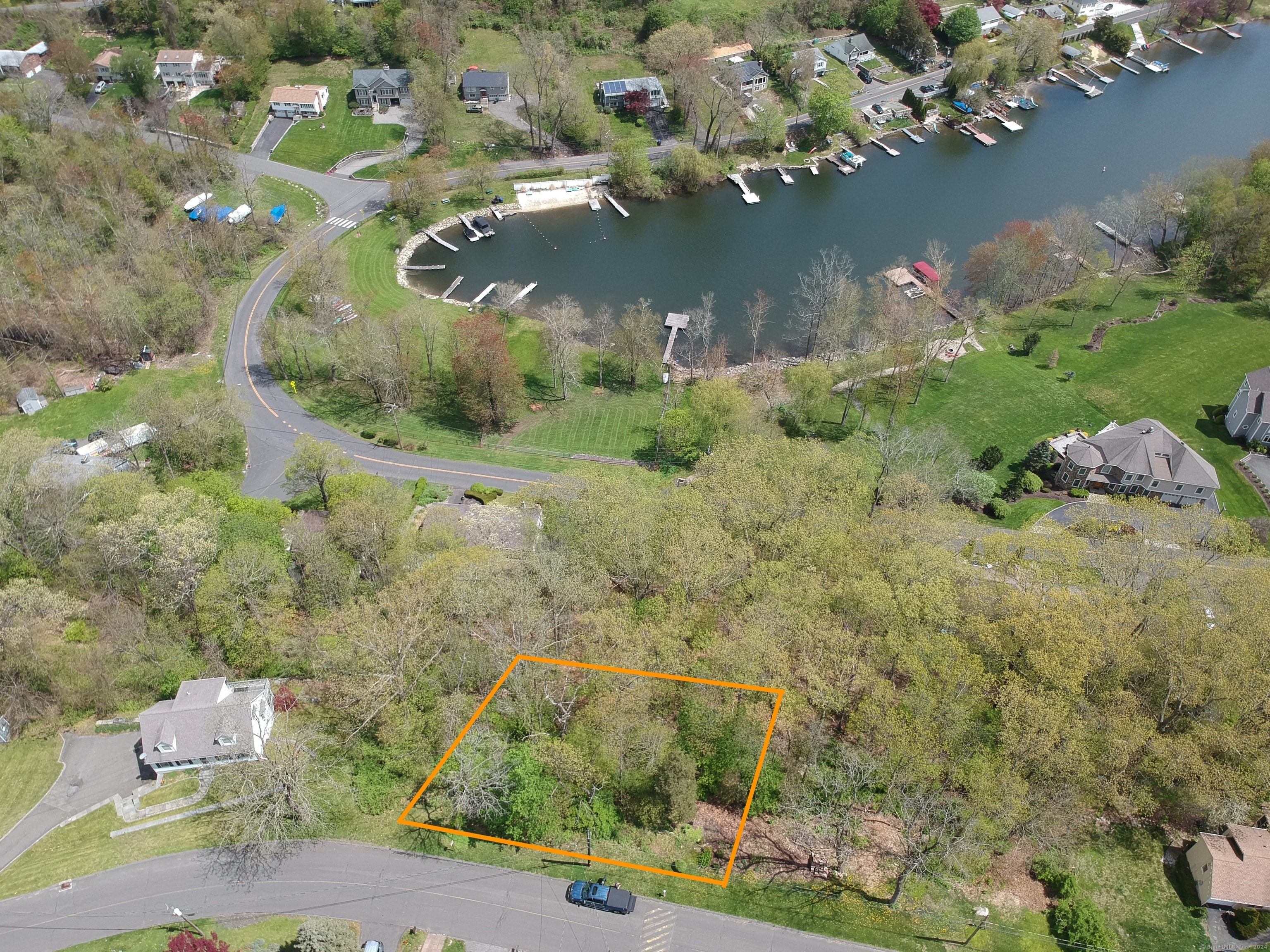 Brookfield, Connecticut 06804, United States, ,Land,Pending,58744