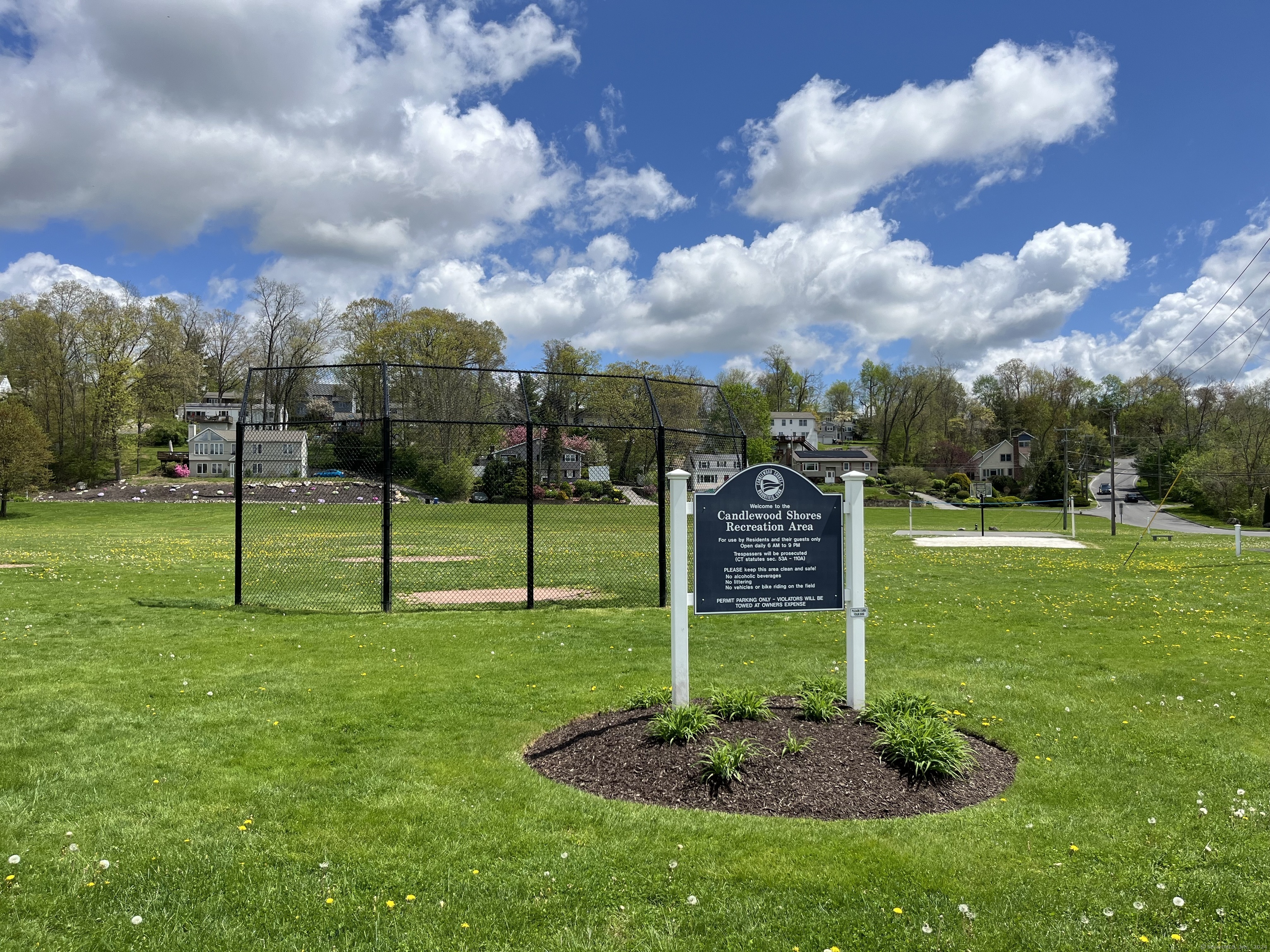 Brookfield, Connecticut 06804, United States, ,Land,Pending,58744