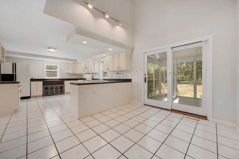 Tiny photo for 15 Blue Ridge Lane, North Haven, CT 06473 (MLS # 24133781)