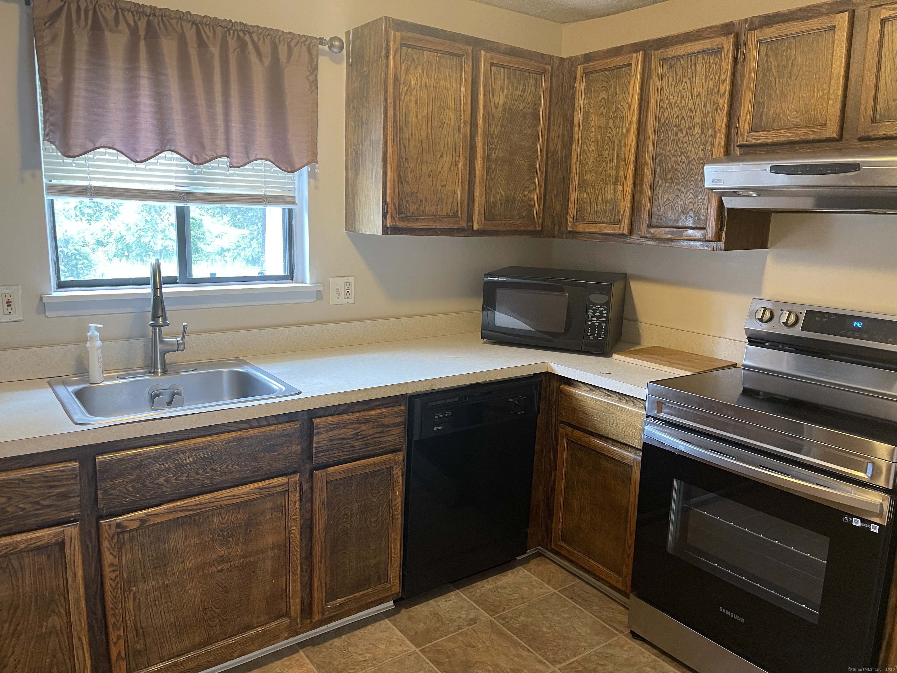 309 High Path Road 309