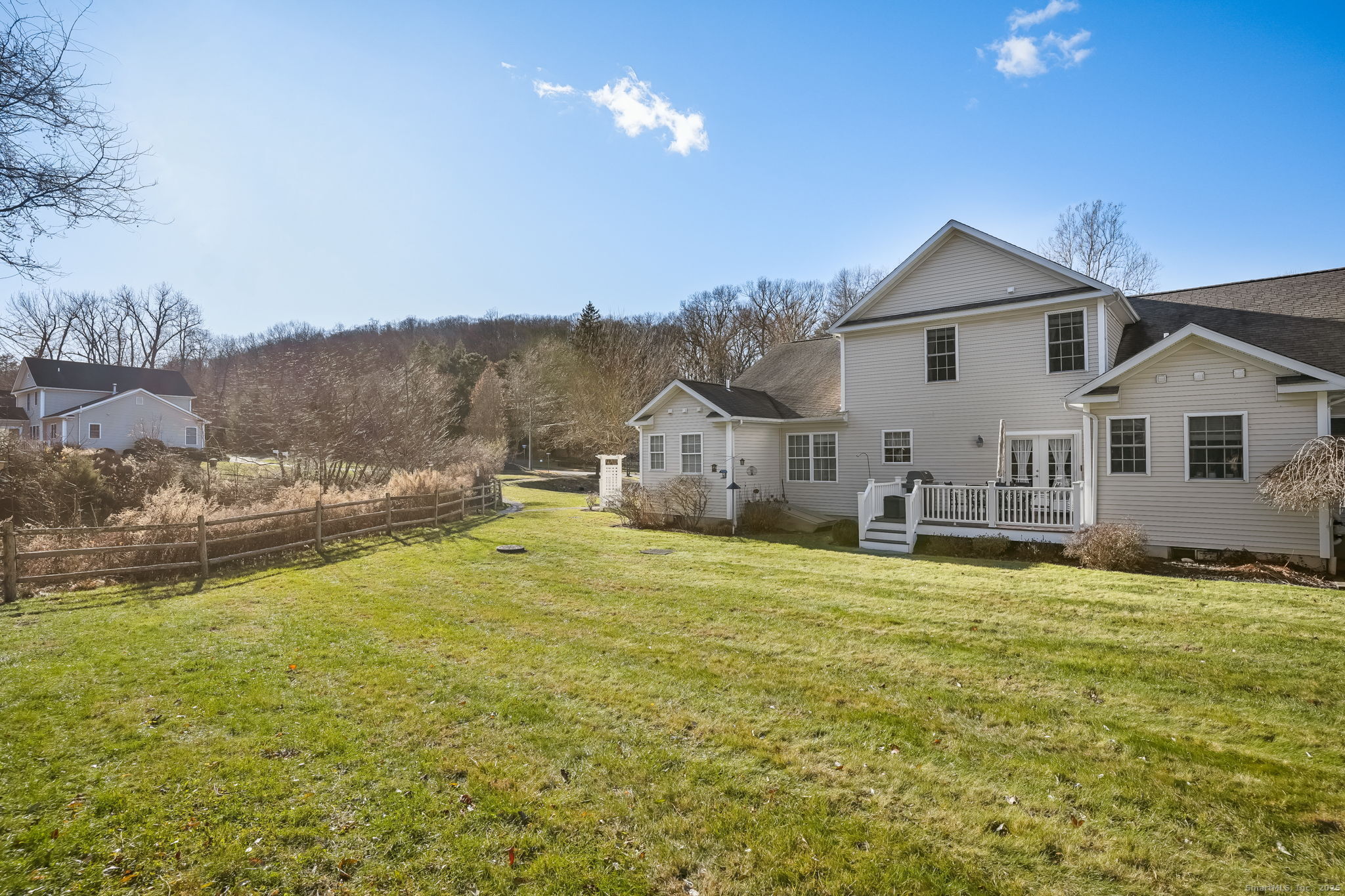 Bethel, Connecticut 06801, United States, 3 Bedrooms Bedrooms, ,4 BathroomsBathrooms,Residential,Active,253293