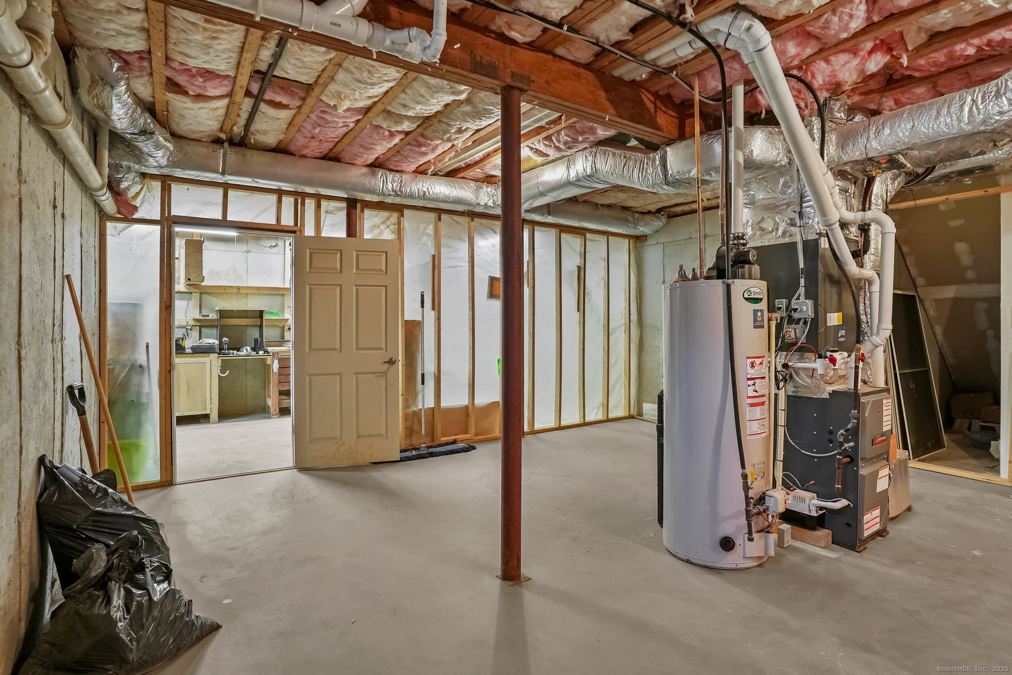 Bethel, Connecticut 06801, United States, 3 Bedrooms Bedrooms, ,4 BathroomsBathrooms,Residential,Active,253293