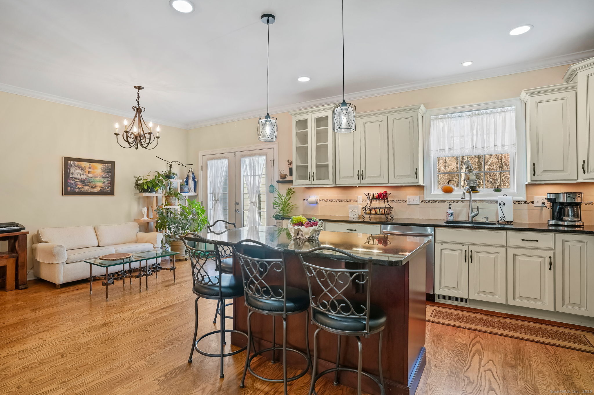 Bethel, Connecticut 06801, United States, 3 Bedrooms Bedrooms, ,4 BathroomsBathrooms,Residential,Active,253293