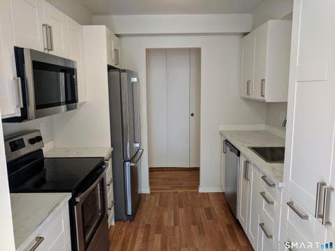 Tiny photo for 889 Farmington Avenue Avenue #3K, West Hartford, CT 06119 (MLS # 24193393)