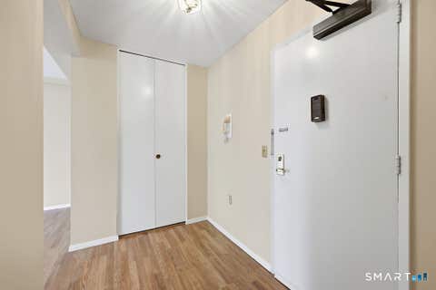 Tiny photo for 889 Farmington Avenue #3K, West Hartford, CT 06119 (MLS # 24193393)