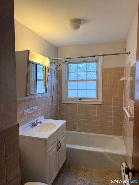 Tiny photo for 5 Grandview Drive #11A, Farmington, CT 06032 (MLS # 24145343)