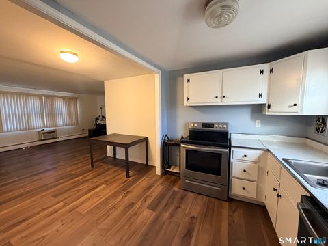 Tiny photo for 5 Grandview Drive #11A, Farmington, CT 06032 (MLS # 24145343)