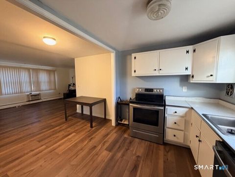 Tiny photo for 5 Grandview Drive #11A, Farmington, CT 06032 (MLS # 24145343)