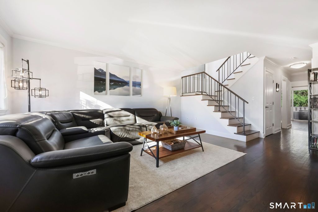 Photo of 168 Belltown Road #31, Stamford, CT 06905 (MLS # 24150960)