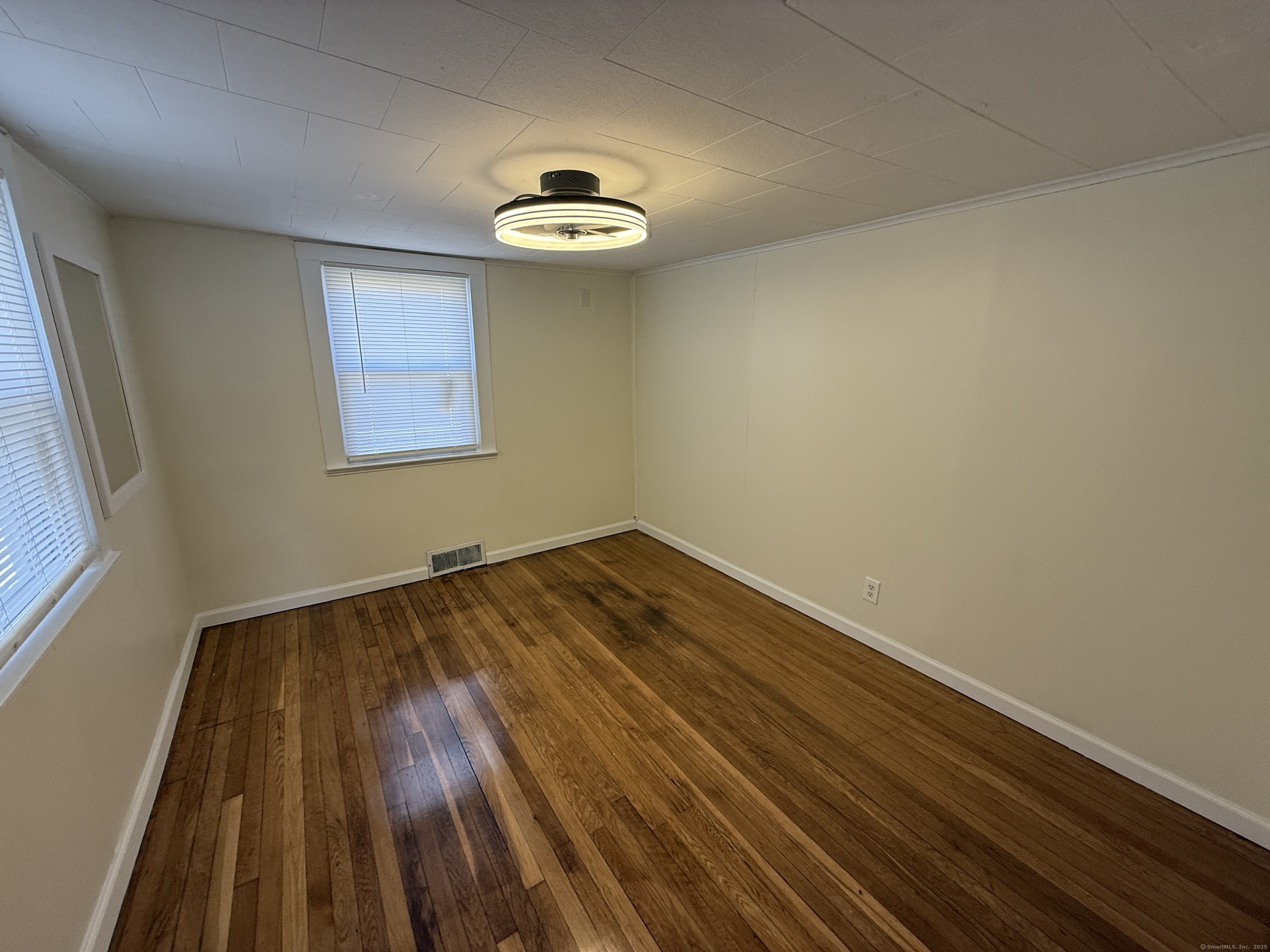 197 Falls Avenue, Watertown, Connecticut image 21