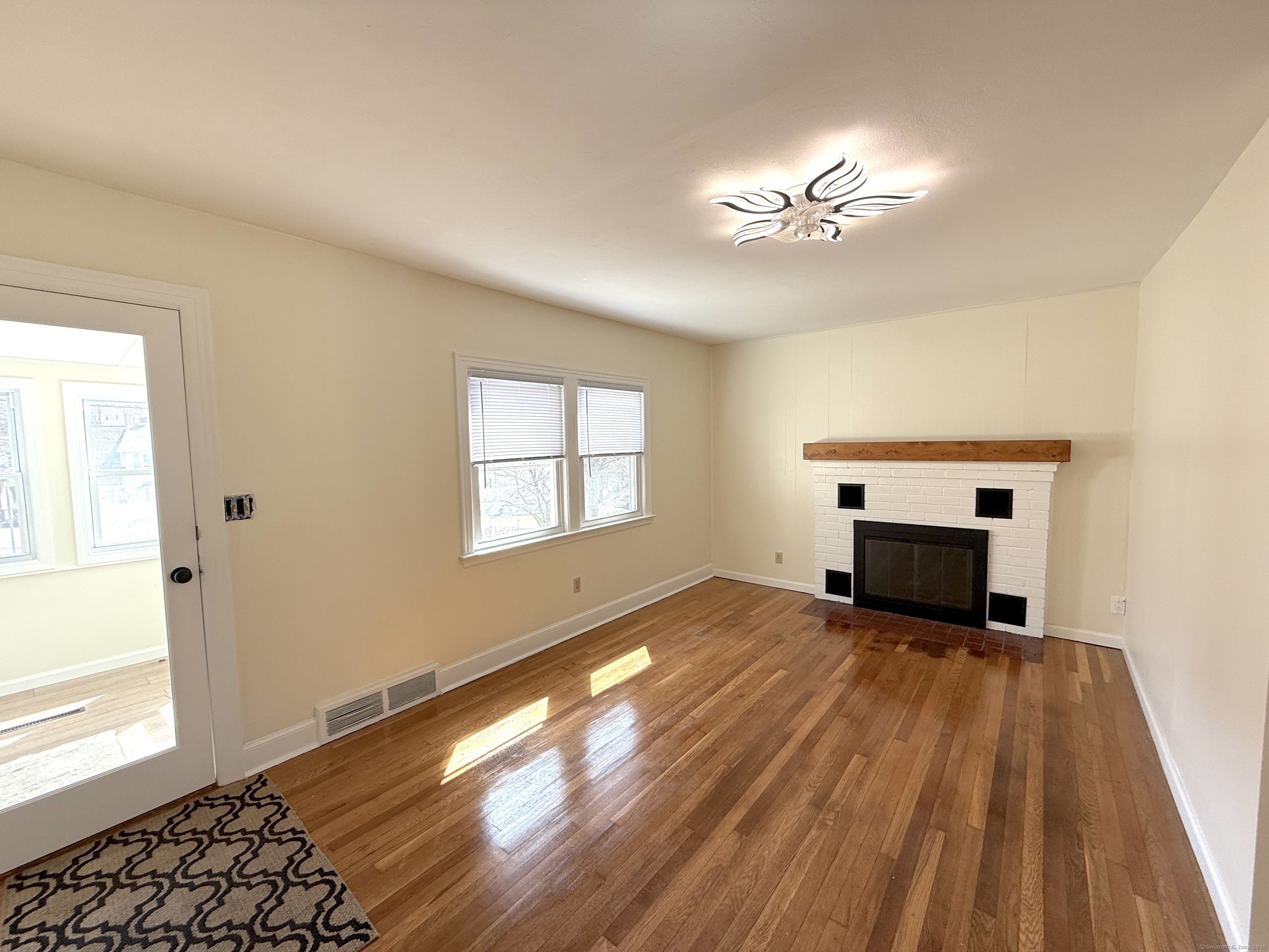 197 Falls Avenue, Watertown, Connecticut image 13