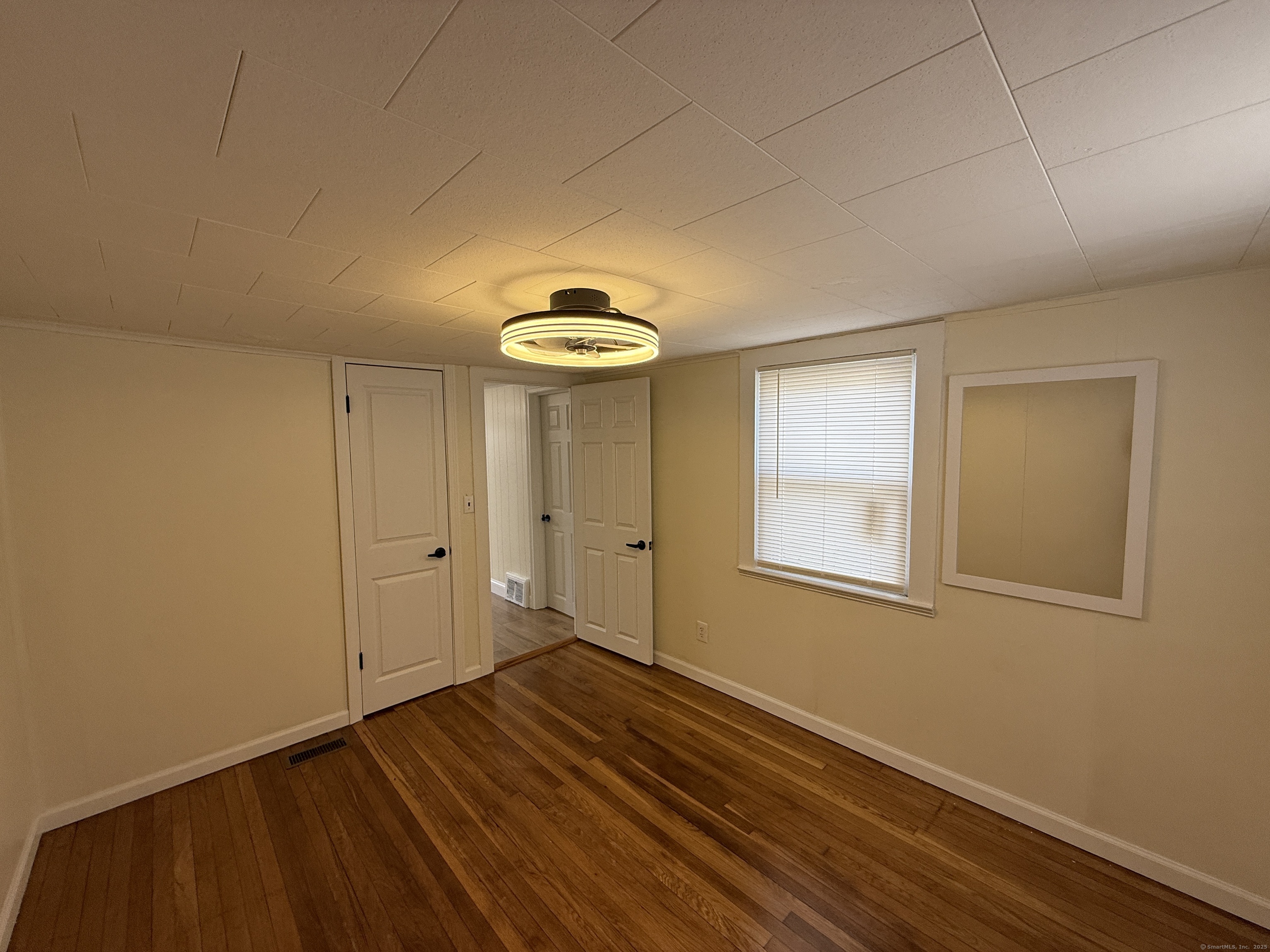 197 Falls Avenue, Watertown, Connecticut image 22