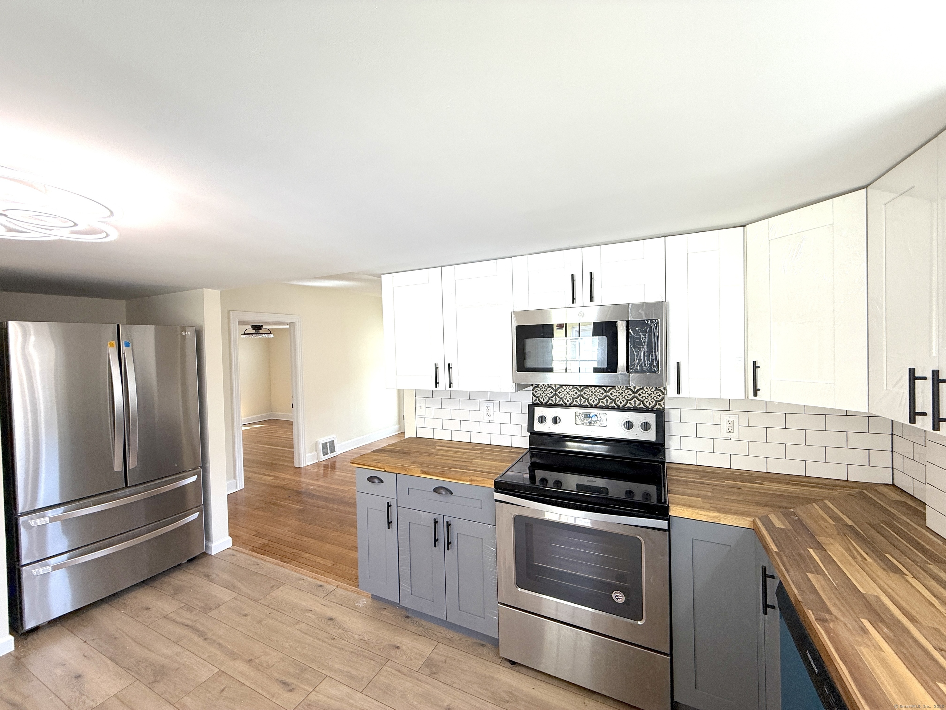 197 Falls Avenue, Watertown, Connecticut image 11