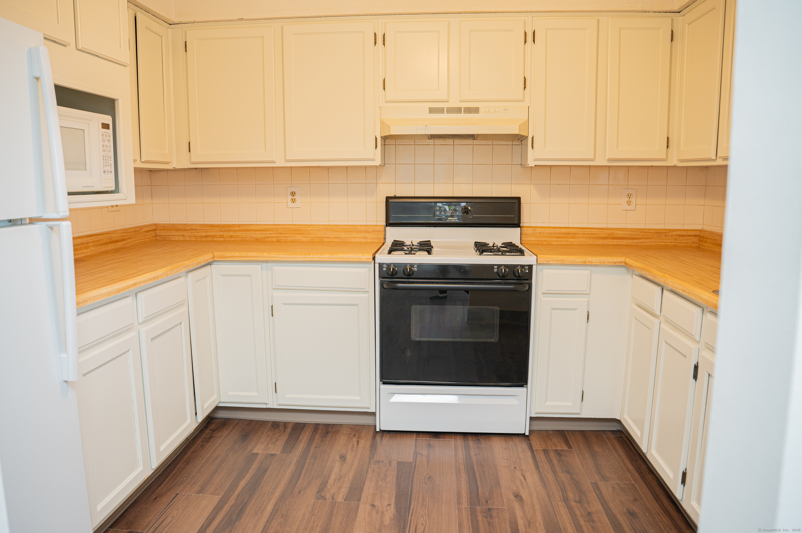 55 Thompson Street #APT 4C, East Haven, Connecticut image 12