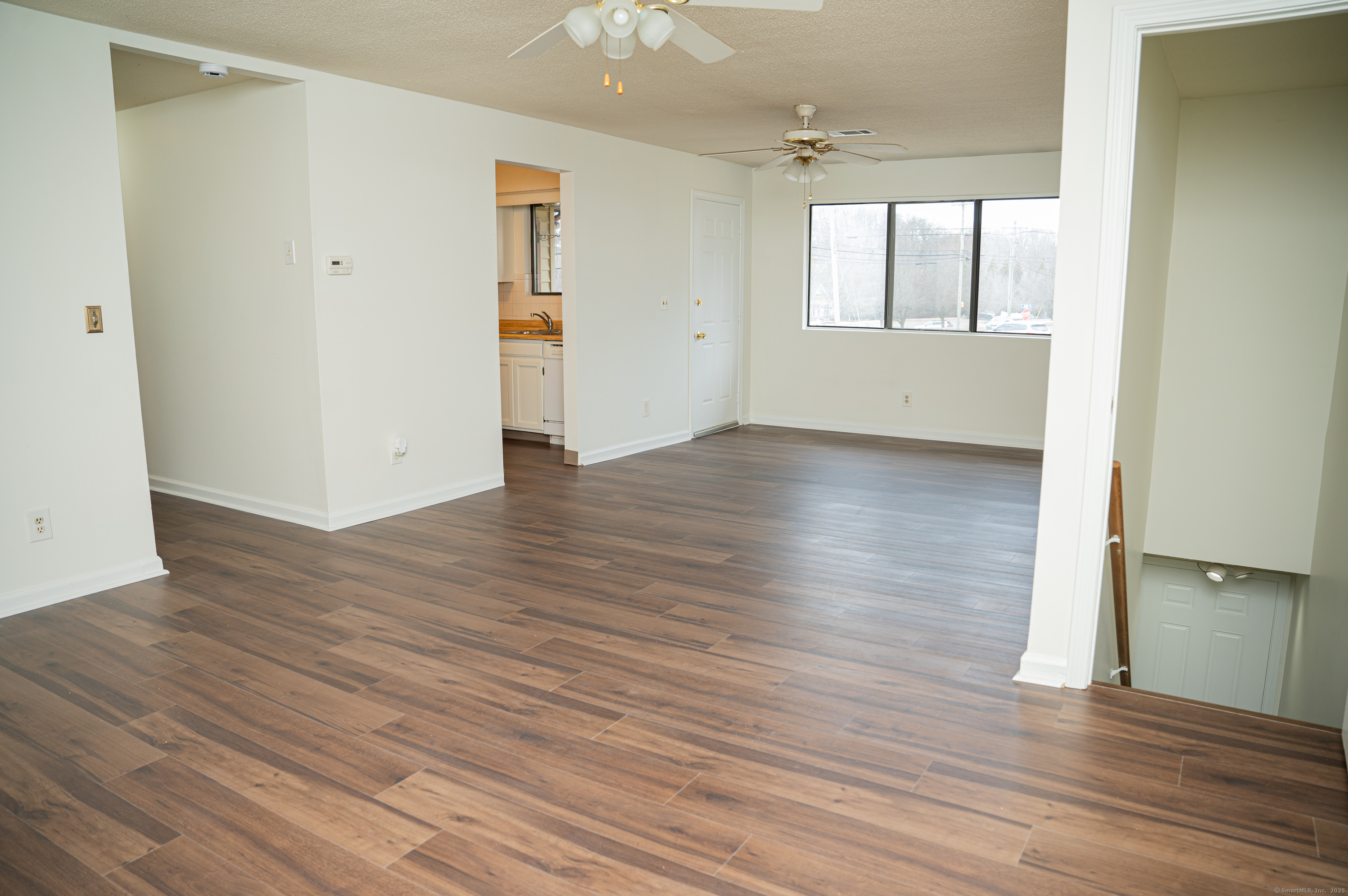 55 Thompson Street #APT 4C, East Haven, Connecticut image 4