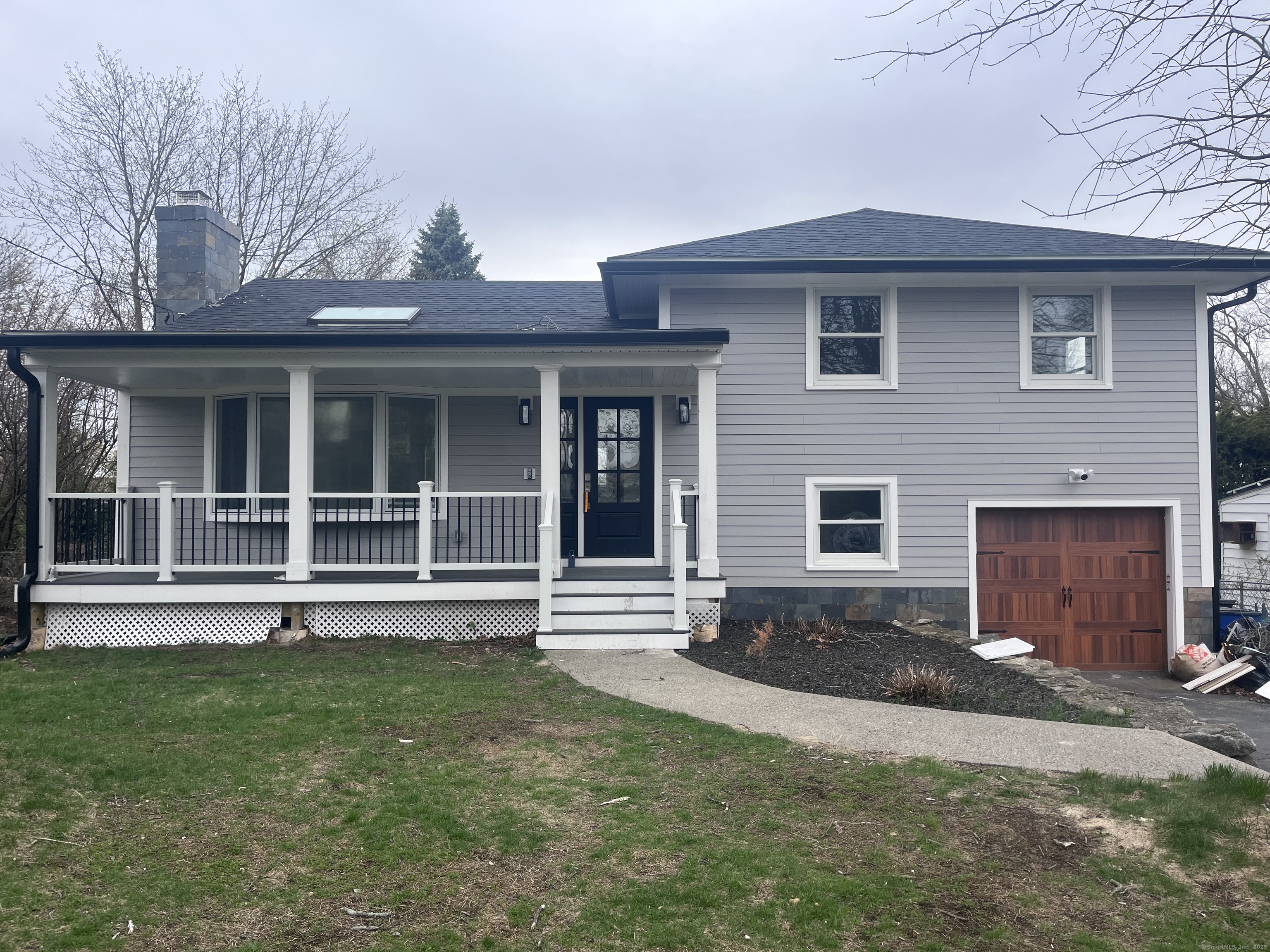 Rental Property at Park Avenue, Fairfield, Connecticut - Bedrooms: 3 
Bathrooms: 2 
Rooms: 6  - $5,000 MO.