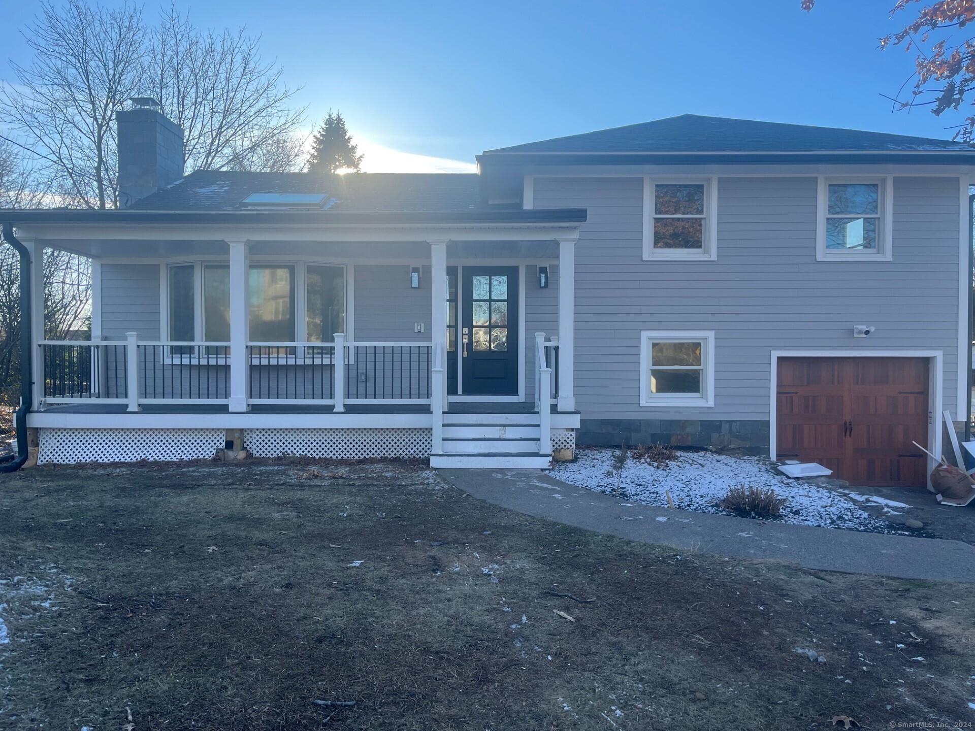 Rental Property at 3481 Park Avenue, Fairfield, Connecticut - Bedrooms: 3 
Bathrooms: 2 
Rooms: 6  - $5,500 MO.