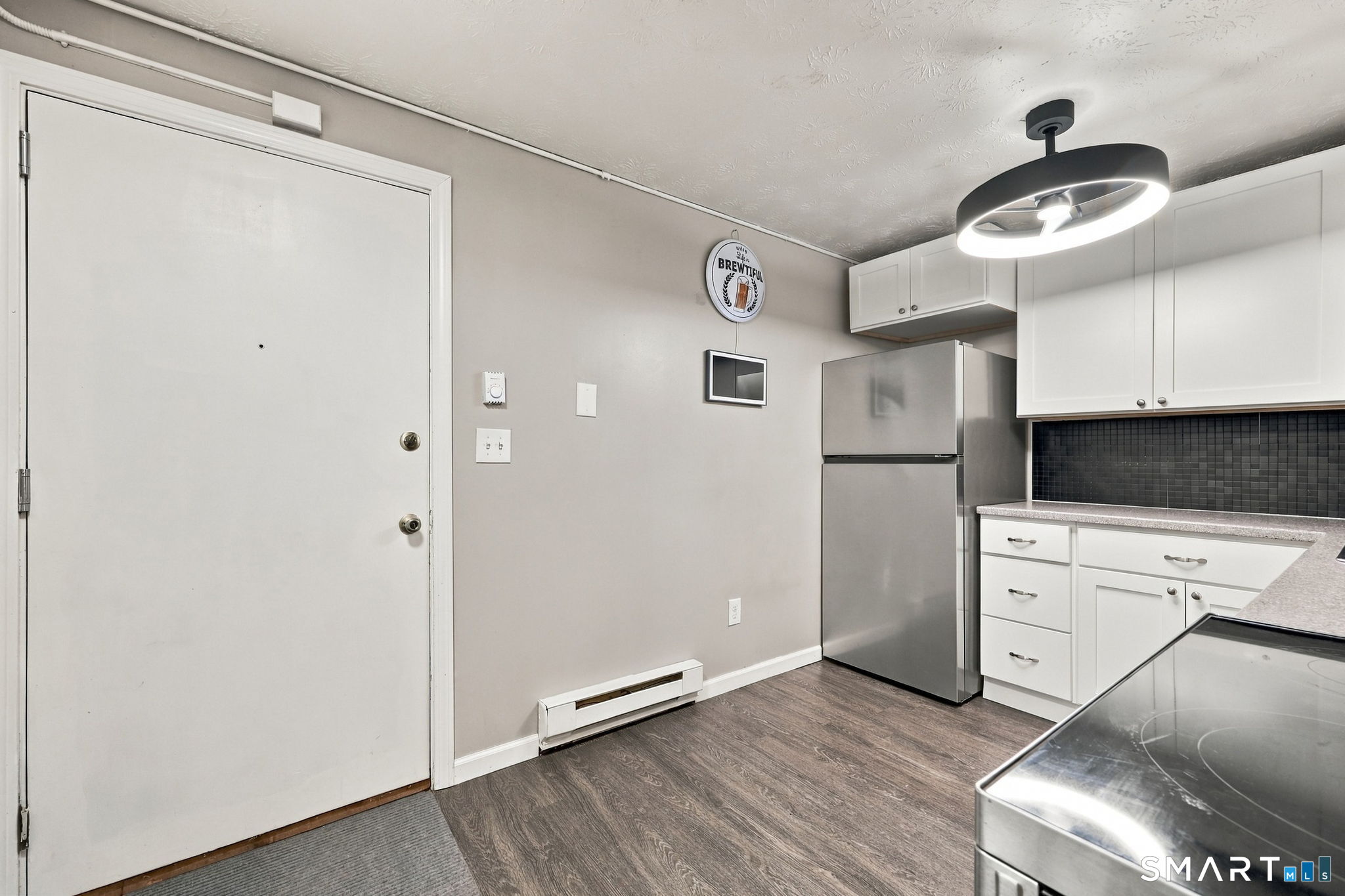 949 Pleasant Valley Road 4-3