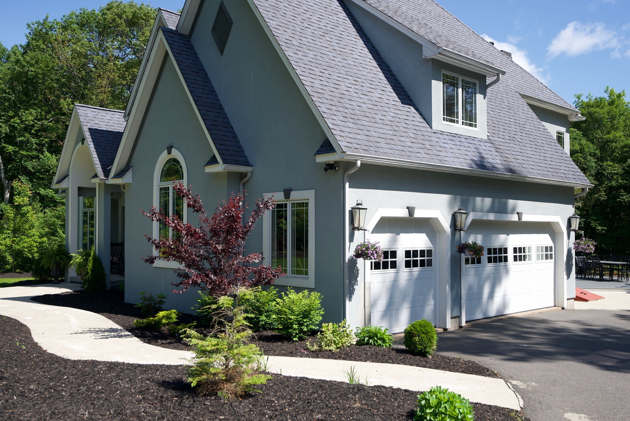 86 Charolais Way