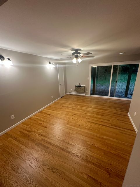 1622 Farmington Avenue APT 1 Farmington CT 06085