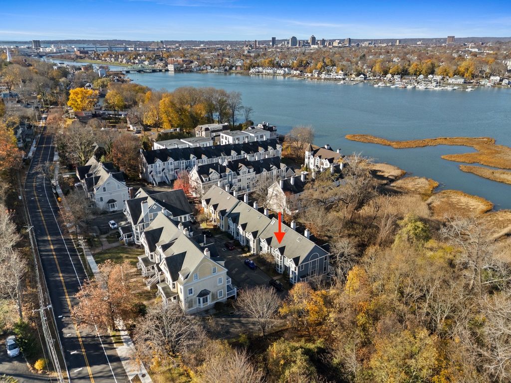 Photo of 926 Quinnipiac Avenue #APT 8, New Haven, CT 06513 (MLS # 24141374)