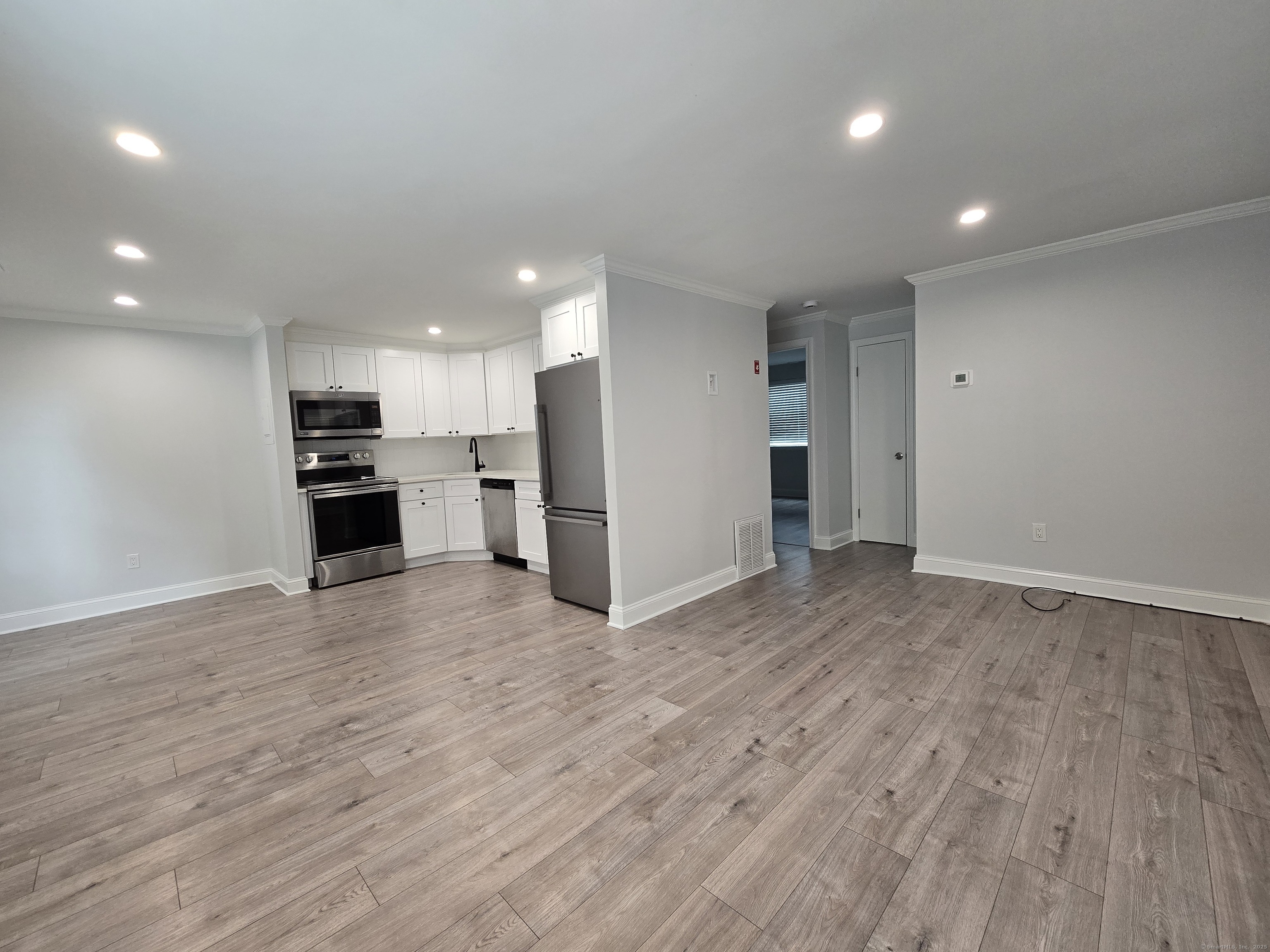 112 Glenwood Avenue 112