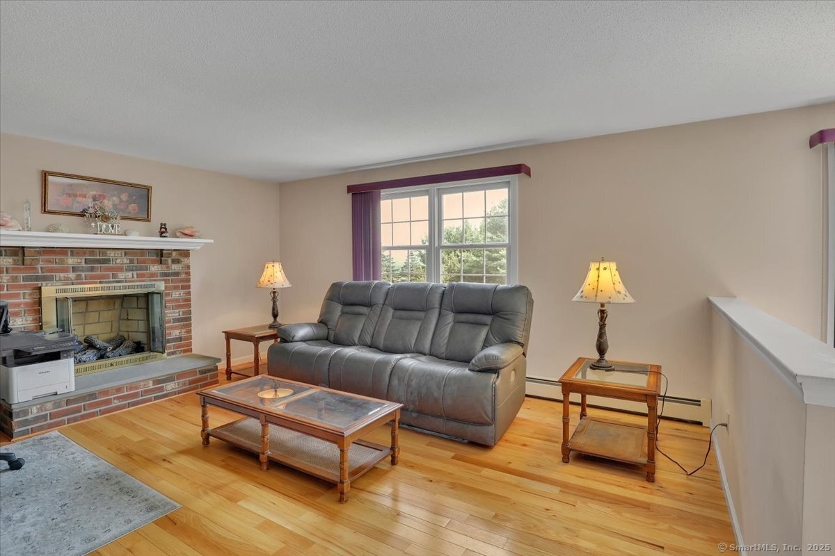 107 Trumbull Lane