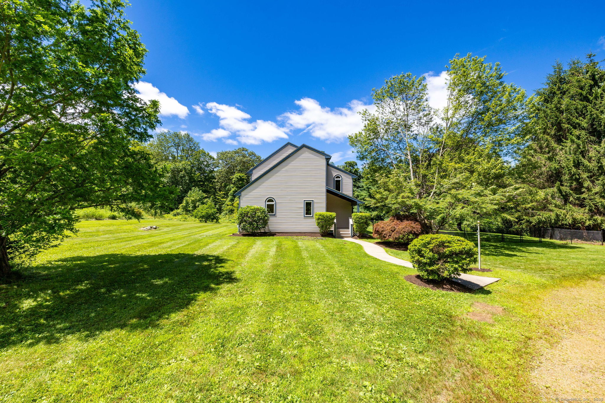 141 Old Town Road
