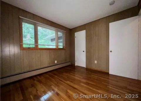 Tiny photo for 958 dunbar hill Road, Hamden, CT 06514 (MLS # 24137618)