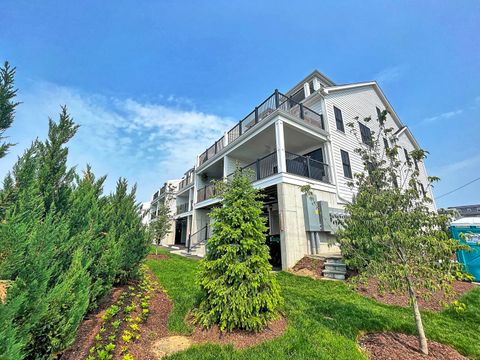 Tiny photo for 55 Washington Parkway #5, Stratford, CT 06615 (MLS # 24143549)