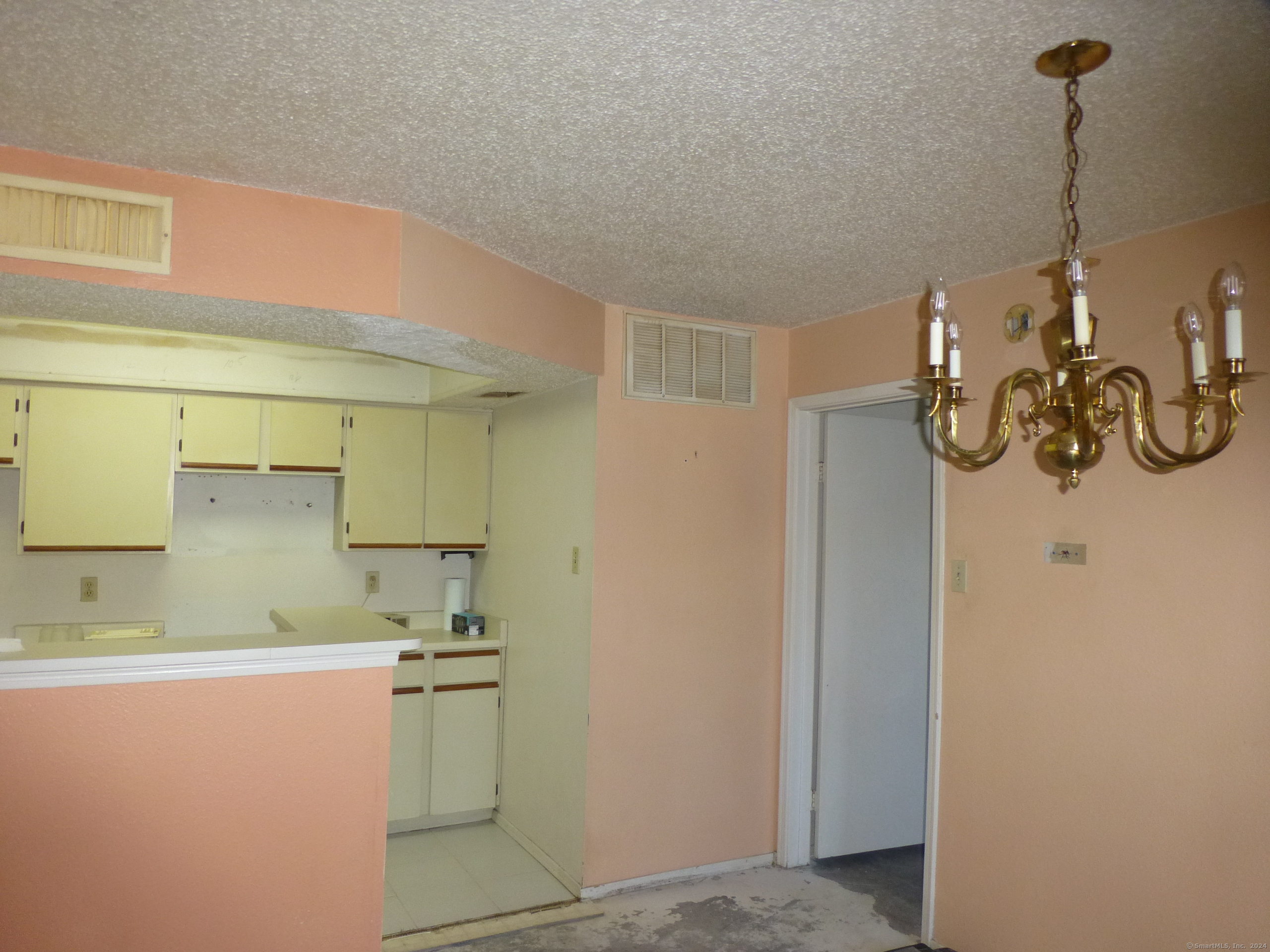 85 Crown Knoll Court #APT 117, Groton, Connecticut image 7