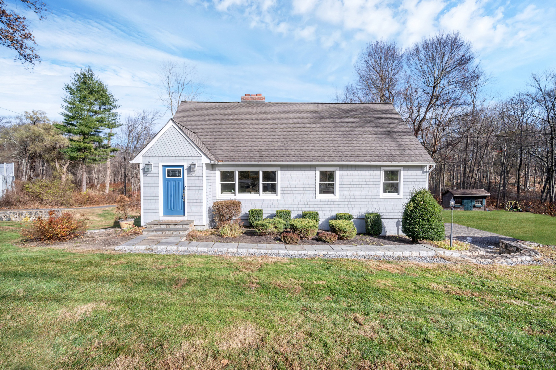 Property for Sale at 72 Harvey Road, Ridgefield, Connecticut - Bedrooms: 3 
Bathrooms: 2 
Rooms: 7  - $679,000