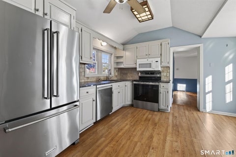 Tiny photo for 601 Main Street, Glastonbury, CT 06073 (MLS # 24197499)