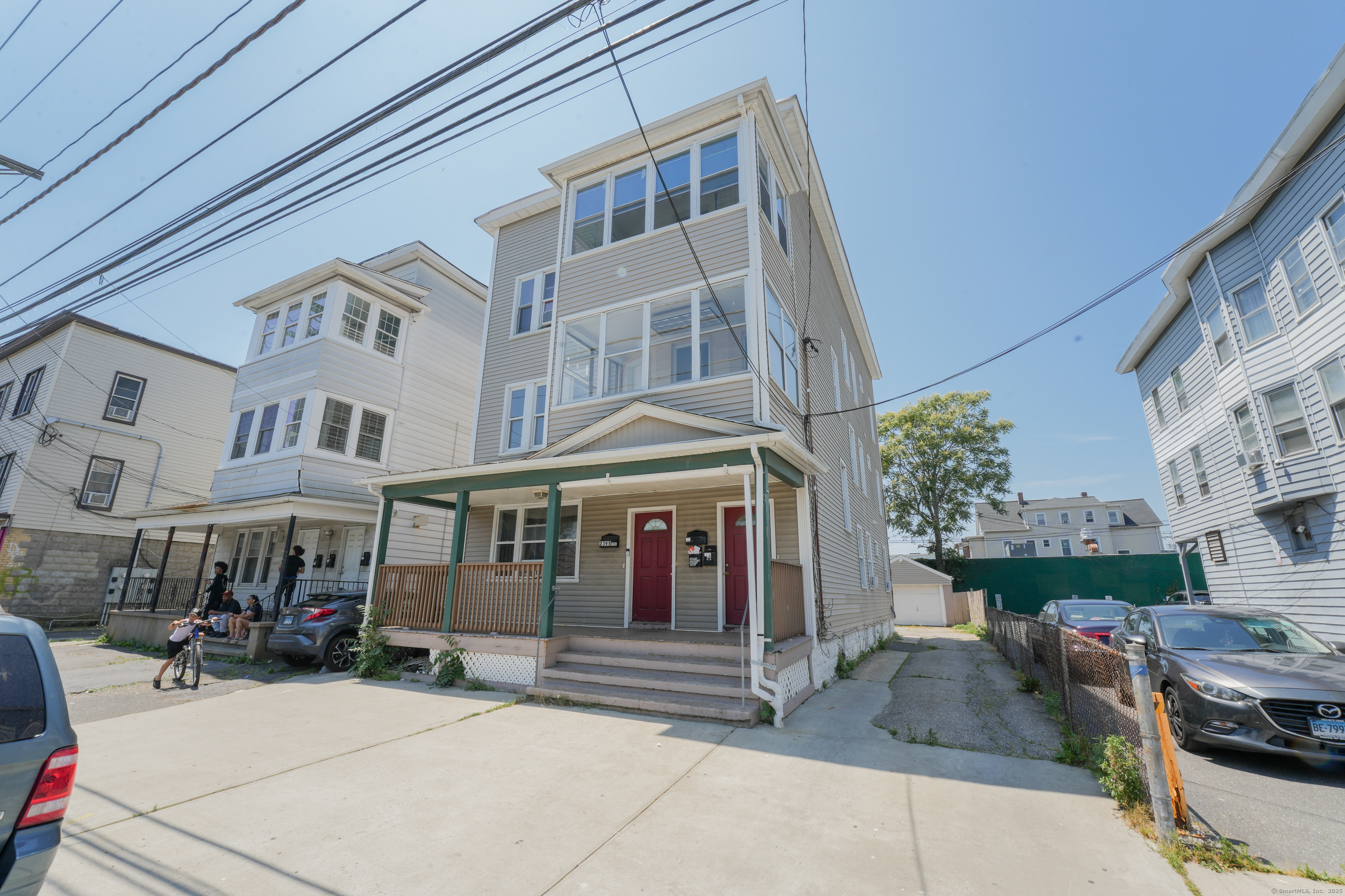 2395 Main Street