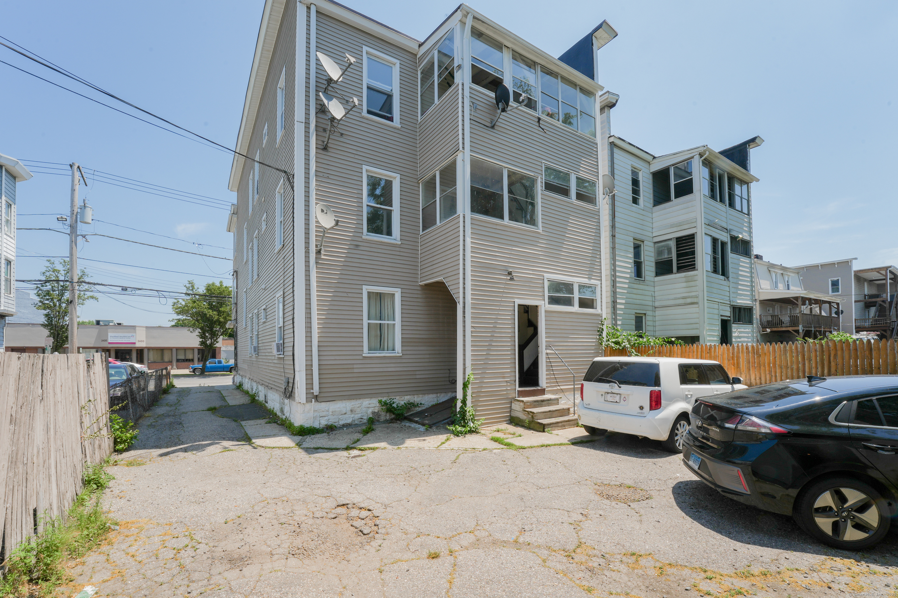 2395 Main Street