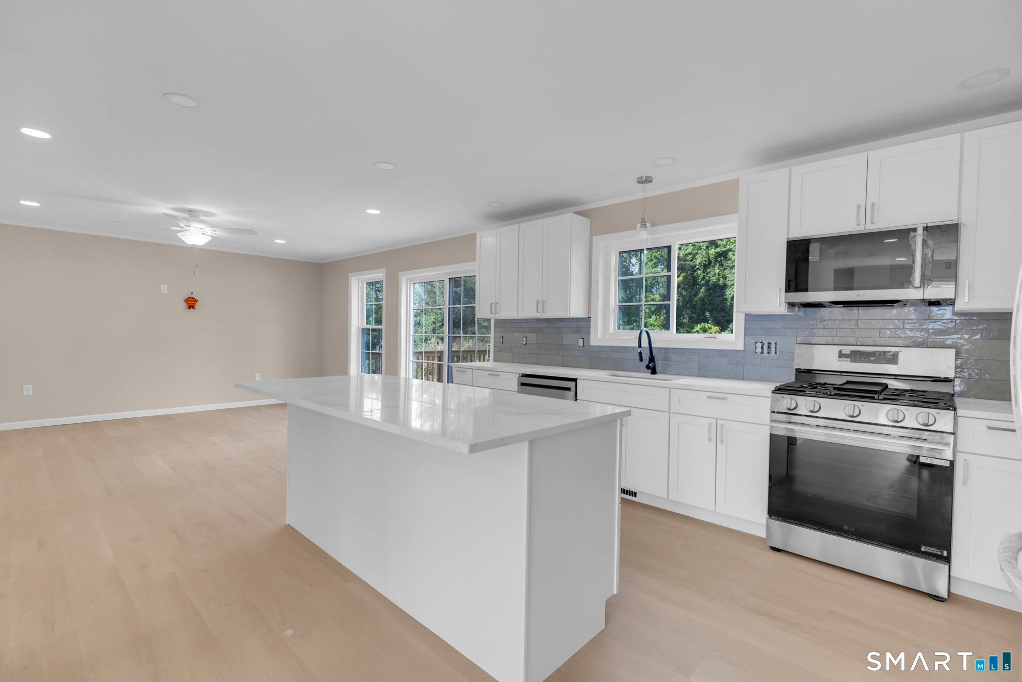 111 Old Ellington Rd