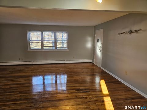 Tiny photo for 494 Oak Avenue #APT 33, Cheshire, CT 06410 (MLS # 24144817)