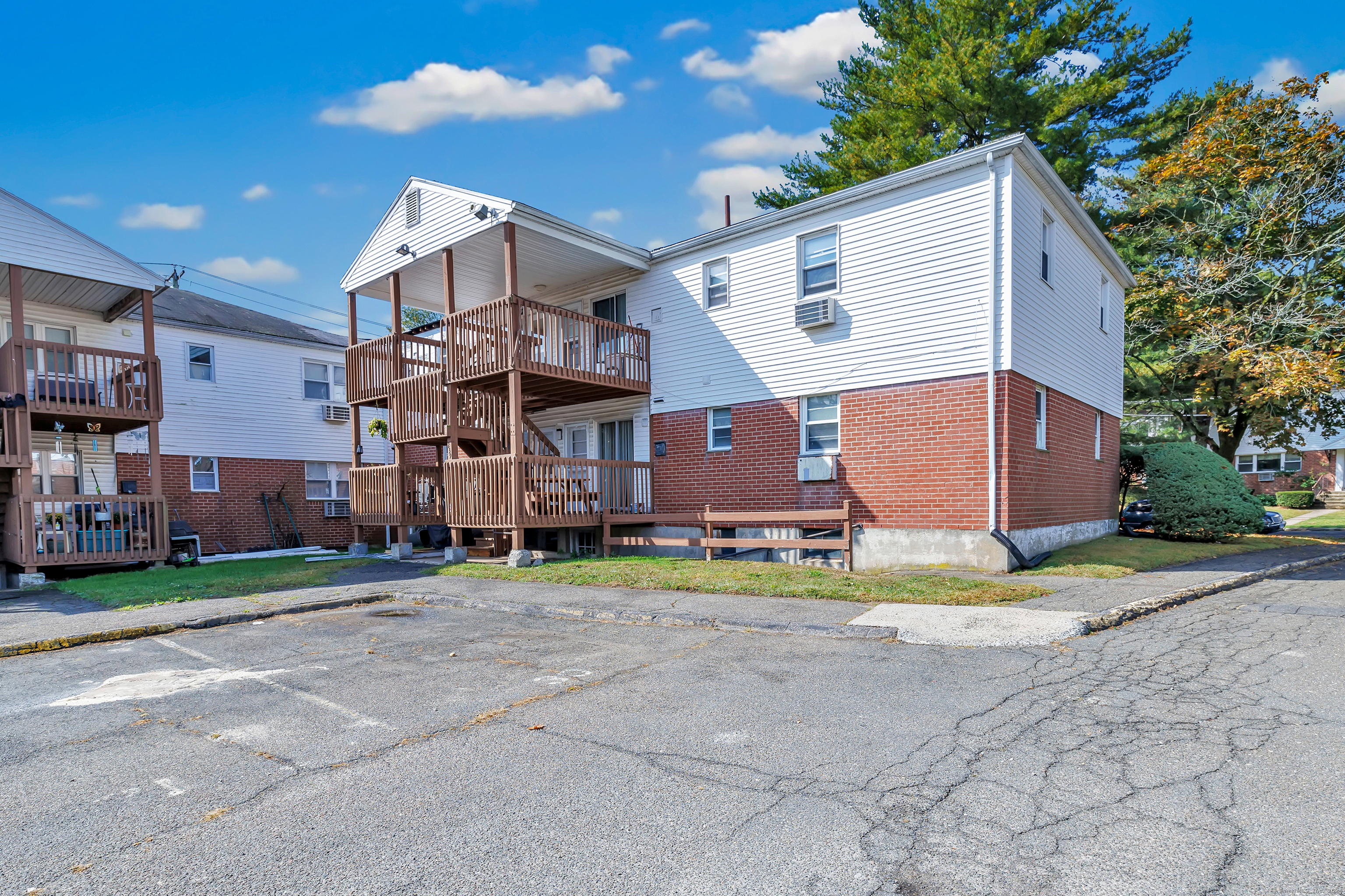 239 Cherry Hill Drive #2B, Bridgeport, Connecticut image 26