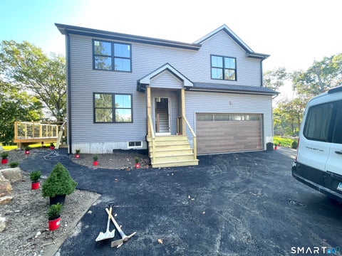 Photo of 205 Red Oak Road, Bridgeport, CT 06606 (MLS # 24214598)