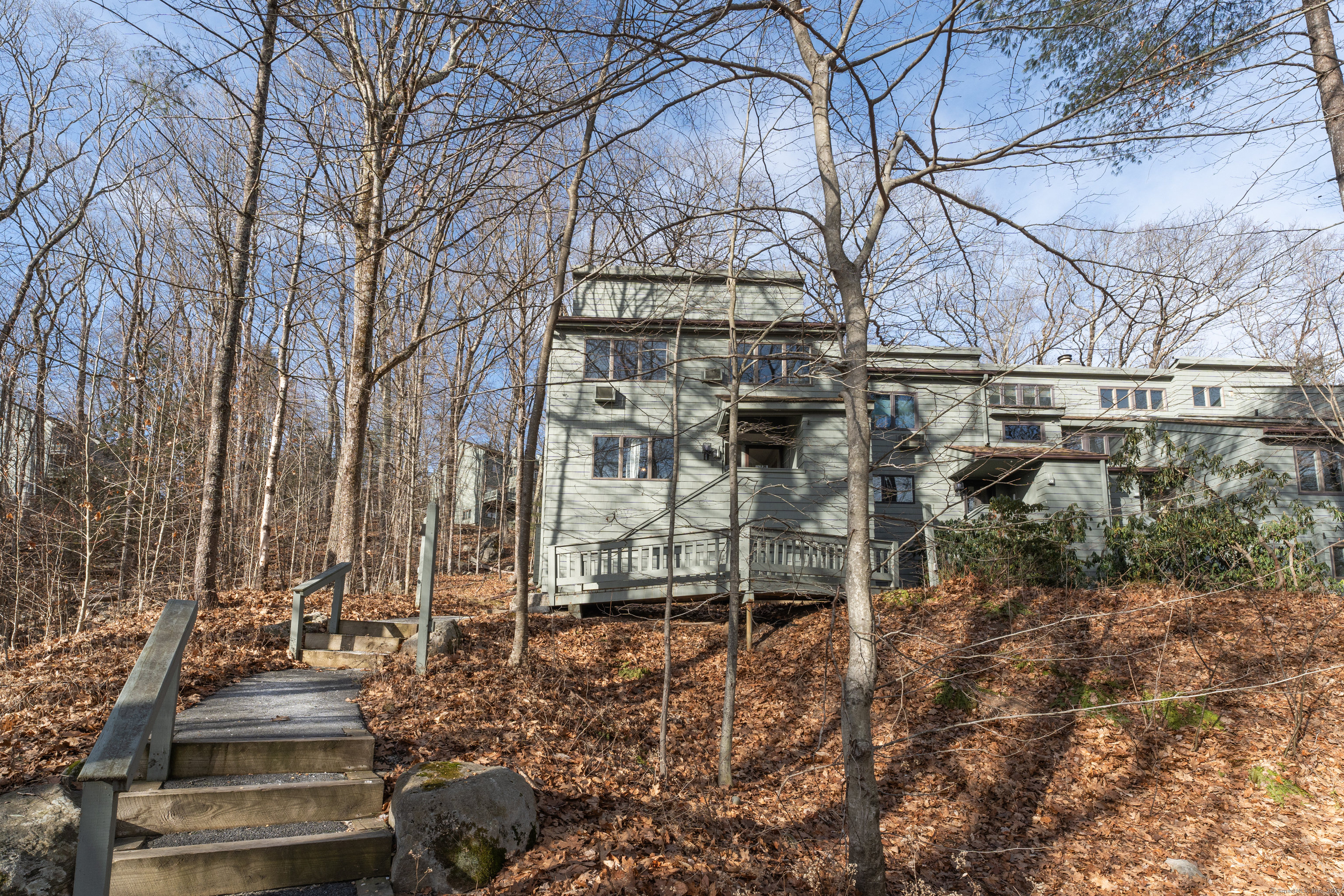 390 Trailsend Drive #390, Torrington, Connecticut image 2