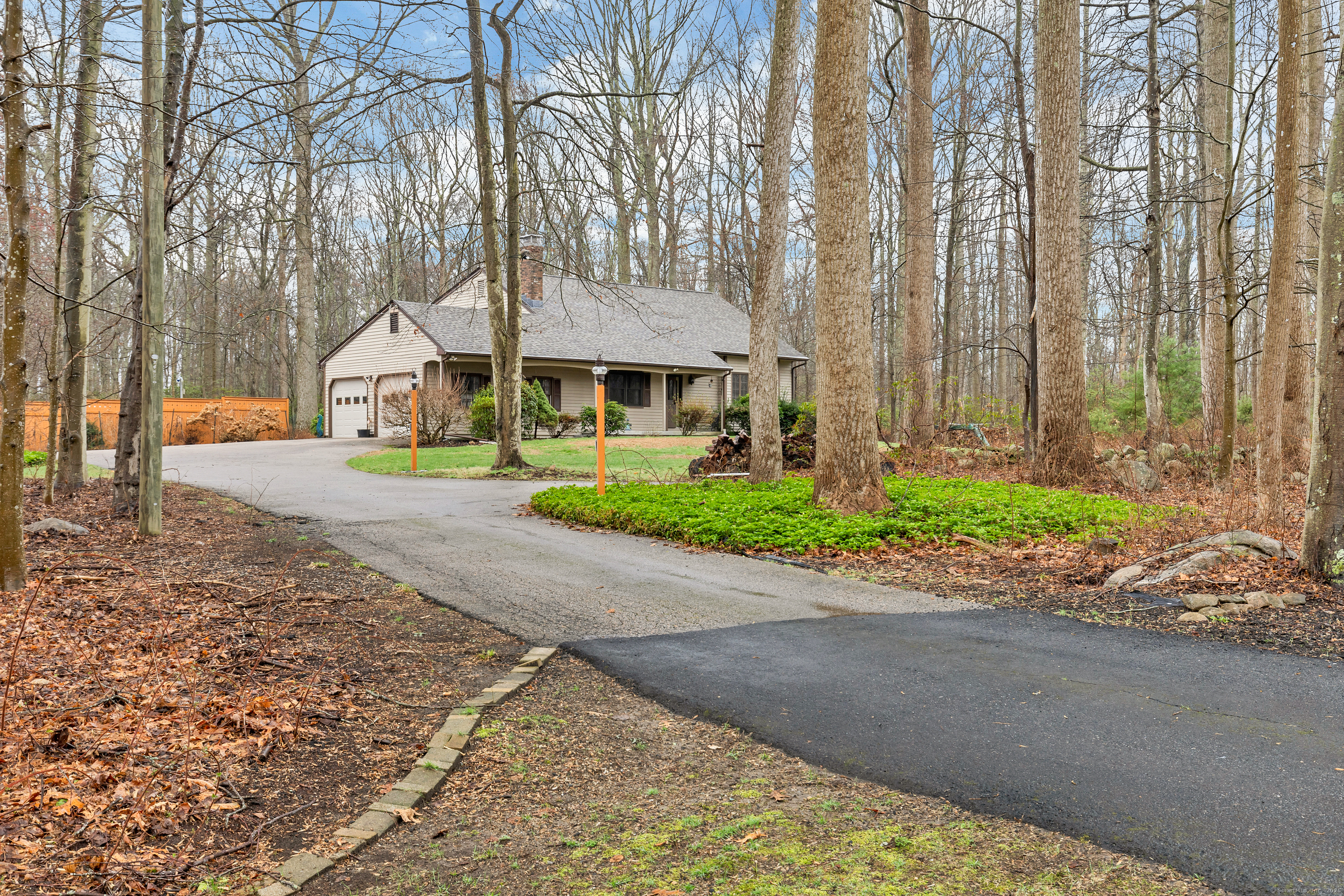 11 Whippoorwill Drive, Ledyard, Connecticut image 2