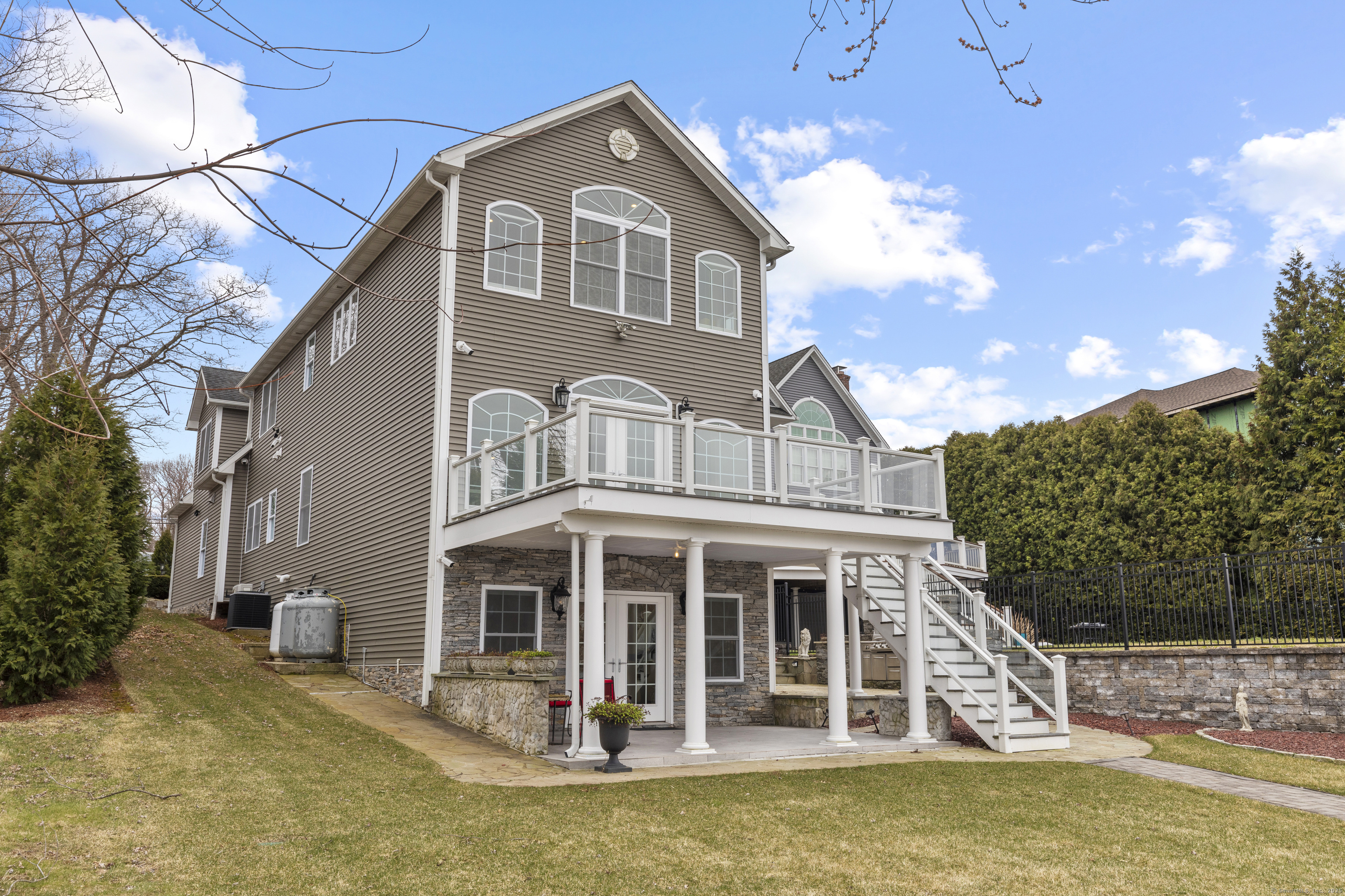 1727 Meriden Road