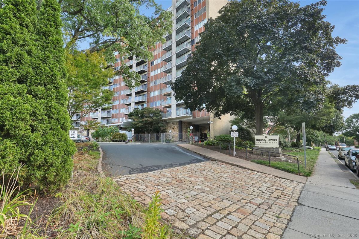 30 Woodland Street APT 5H