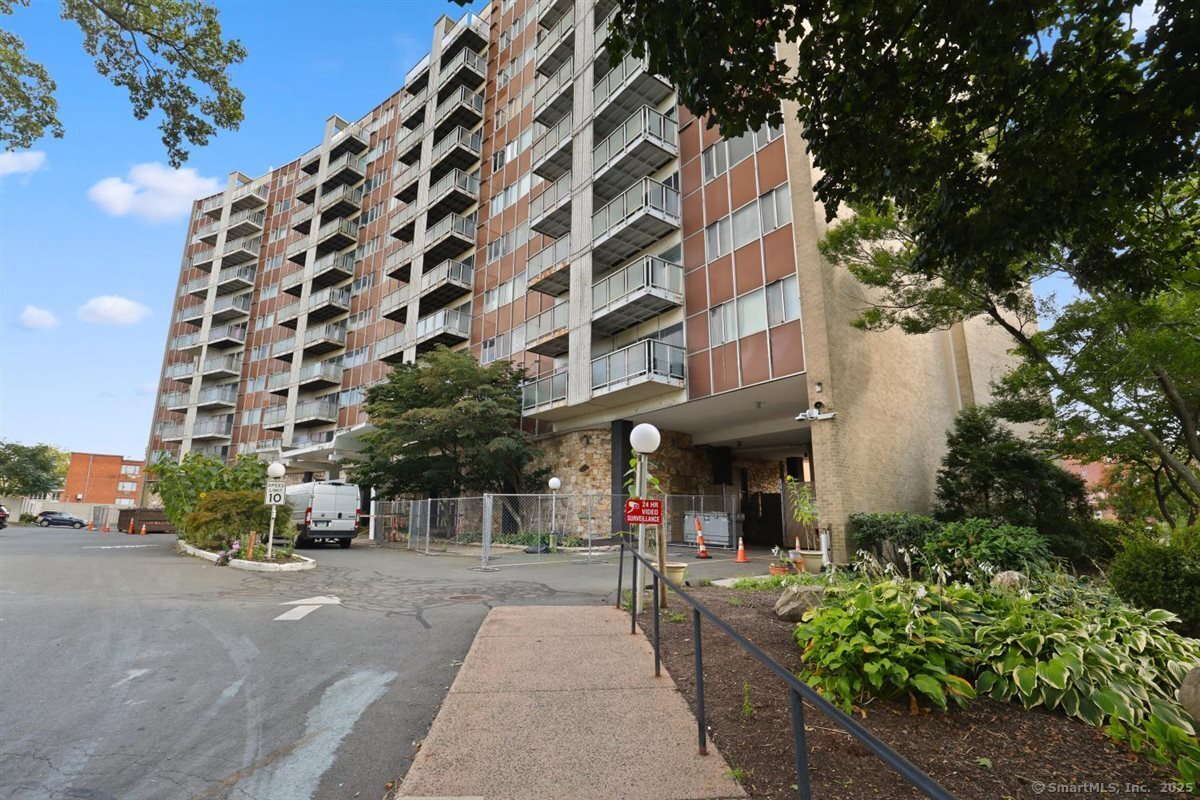 30 Woodland Street APT 5H