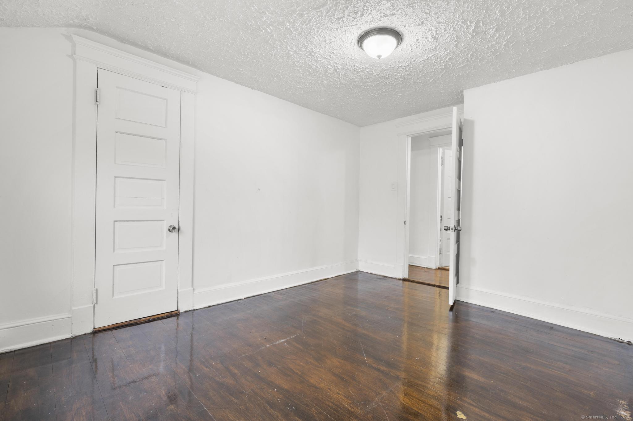 593 Cooke Street, Waterbury, Connecticut image 27