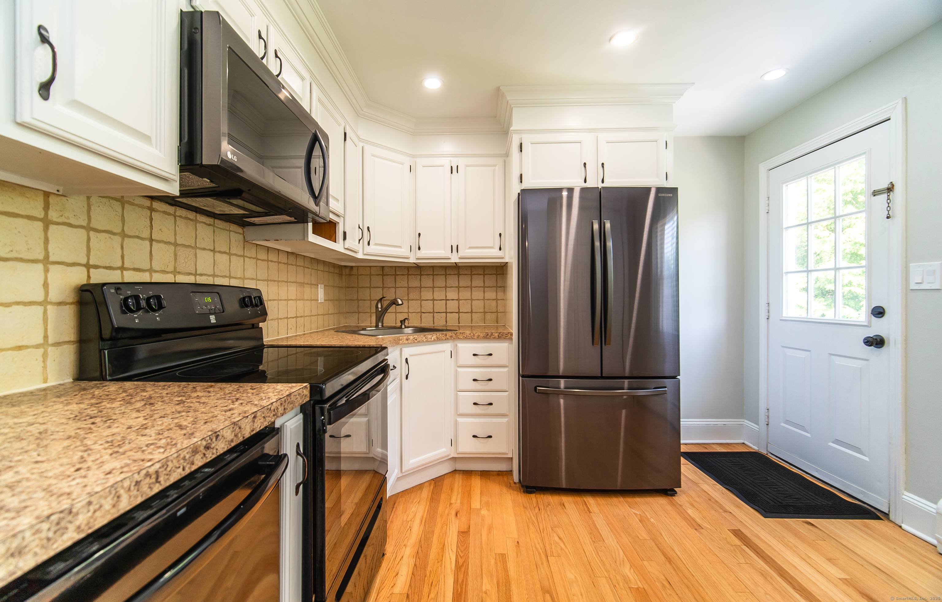 4070 Madison Avenue, Bridgeport, Connecticut image 9